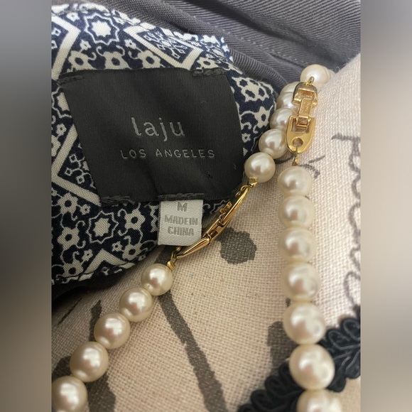 Laju Los Angeles Olive Green Tencel Longline
Waist Tie Jacket SZ Mediu… - Picture 6 of 7